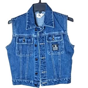 Calvin Klein Designer Denim Jean Vest CK Signarure Button Front And Collar.
